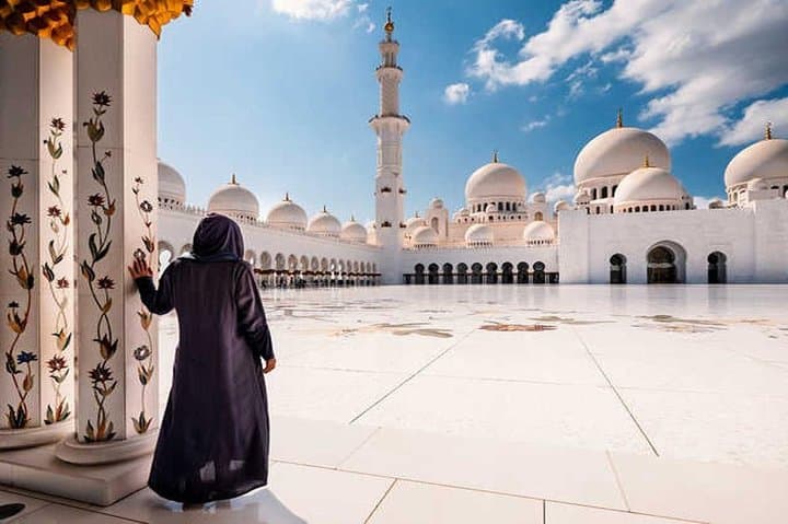 Half-Day Abu Dhabi City Tour — Sheikh Zayed Mosque, Emirates Palace & Ferrari World photo 2