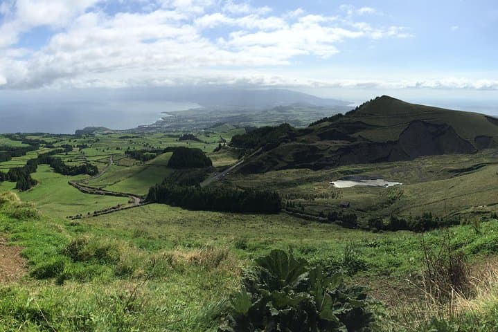 Sete Cidades Hike: Serra Devassa to Boca do Inferno — Vista do Rei and Twin Lagoons photo 5