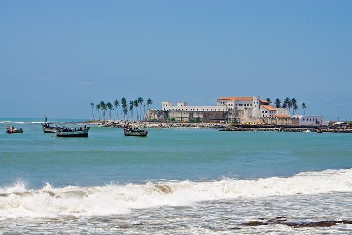 Cape Coast & Elmina Slave Castles Tour: History, Canopy Walk & Lunch photo 2