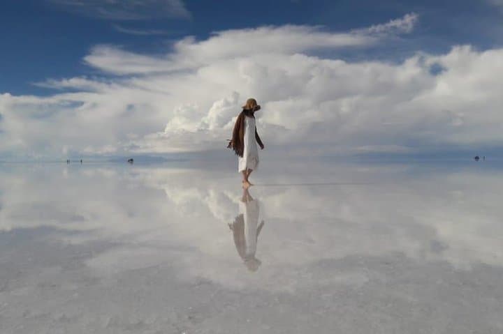 Salar de Uyuni Day Tour: Walk the Mirror Salt Flats from Uyuni