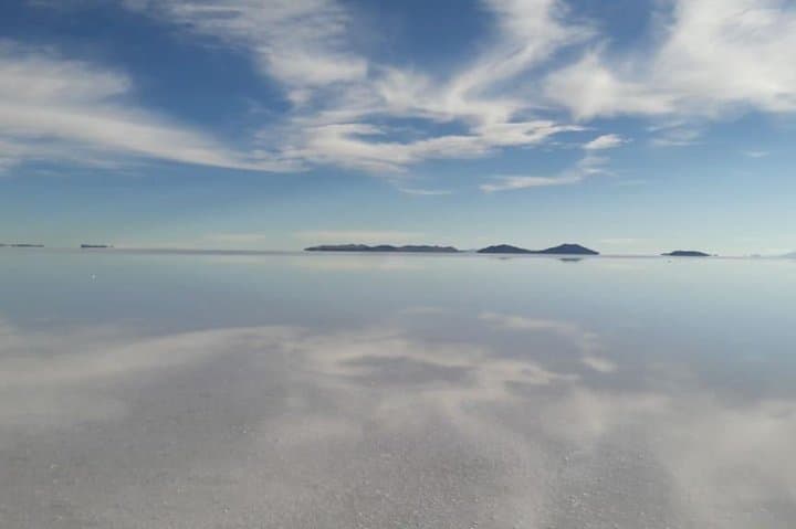 Salar de Uyuni Day Tour: Walk the Mirror Salt Flats from Uyuni photo 2