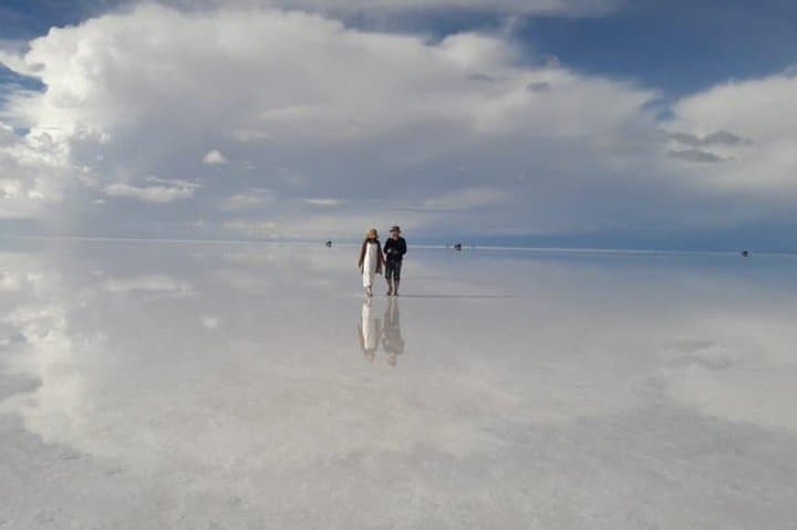 Salar de Uyuni Day Tour: Walk the Mirror Salt Flats from Uyuni photo 5