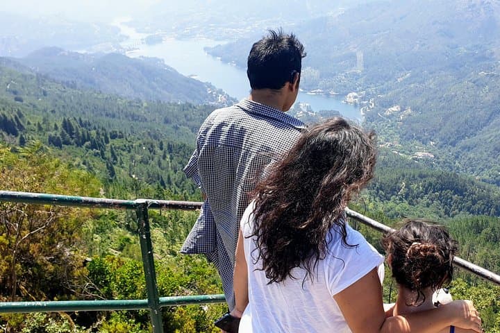 Peneda-Gerês Waterfalls Day Trip from Porto: Swim, Hike and Taste Vinho Verde photo 6
