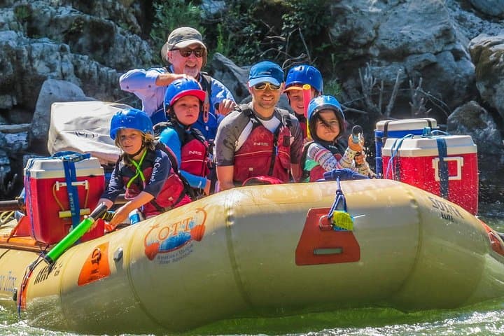 Full-Day Rogue River Rafting Through Hellgate Canyon — Day Raft & Inflatable Kayak Trip photo 4