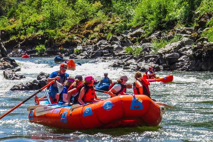 Full-Day Rogue River Rafting Through Hellgate Canyon — Day Raft & Inflatable Kayak Trip photo 5