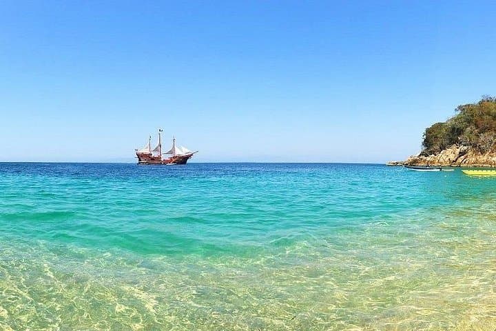 Pirate Ship Day Cruise to Majahuitas: Snorkel, Kayak & Beach Adventure photo 2