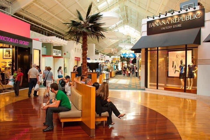 Miami Beach to Sawgrass Mills Shuttle: Round-Trip Mall Transfer with 8 Hours of Shopping photo 6