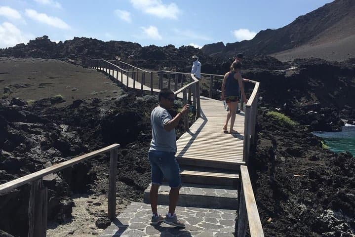Day Trip to Bartolomé Island & Bahía Sullivan — Pinnacle Rock, Snorkeling & Beach Hikes photo 6