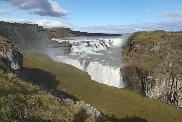 Private Golden Circle Day Tour from Reykjavik — Thingvellir, Geysir & Gullfoss photo 2