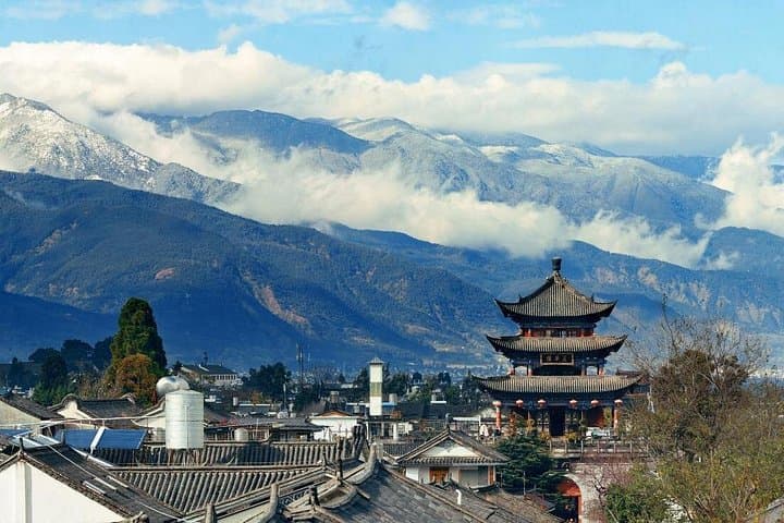 Dali Day Trip: Three Pagodas, Erhai Lake Cruise & Dali Ancient City
