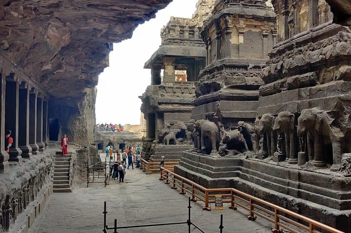Ajanta and Ellora Caves: 1.5-Day Private Guided Tour from Aurangabad photo 6