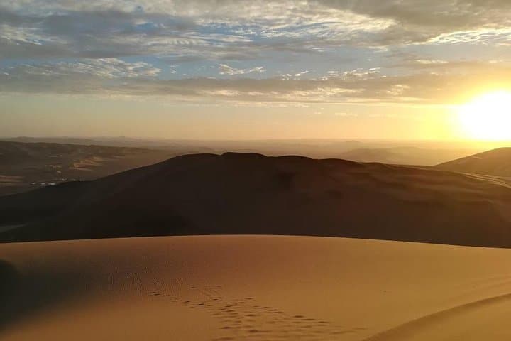 Huacachina Dune Buggy and Sandboarding Sunset Tour photo 6