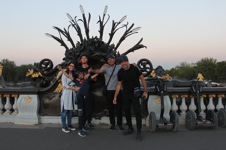Glide Through Paris: 2-Hour Segway Tour to Eiffel, Invalides, and Concorde photo 6