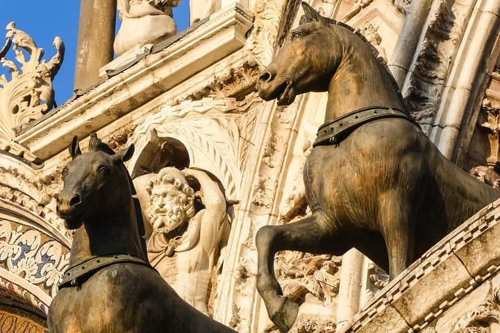 Byzantine Venice: St. Mark's Basilica Walking Tour & Terrace Access photo 2