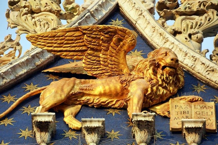 Byzantine Venice: St. Mark's Basilica Walking Tour & Terrace Access photo 3