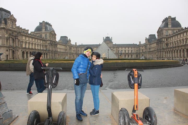 Glide Through Paris: 2-Hour Segway Tour to Eiffel, Invalides, and Concorde photo 5