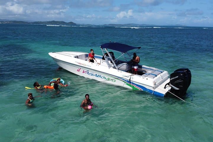 Martinique White Background Boat Tour: Turquoise Sandbanks & Coastal Cruise photo 5