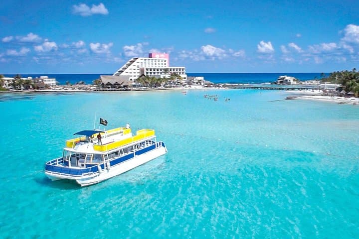 Isla Contoy and Isla Mujeres Snorkeling Tour from Cancun — Full-Day Catamaran Adventure photo 5