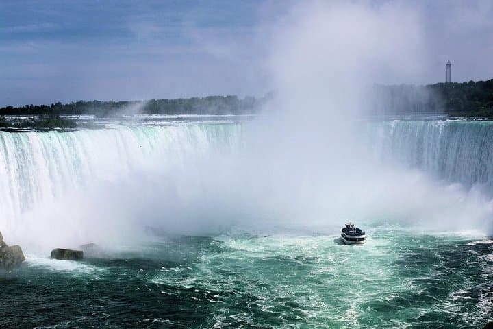Private Custom Niagara Falls Day Tour from Buffalo — Customizable Sightseeing & Border Crossing Tips