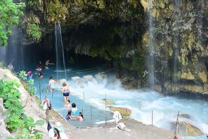 Tolantongo Caves Day Trip from Querétaro — Hot Springs, Grotto & Hanging Bridge photo 4