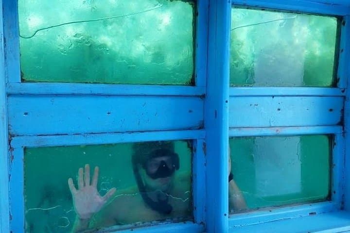 Rick's Cafe Sunset Cruise and Snorkelling in Negril — Snorkel Reefs, Sail to Rick's & Watch Cliff Jumps photo 6