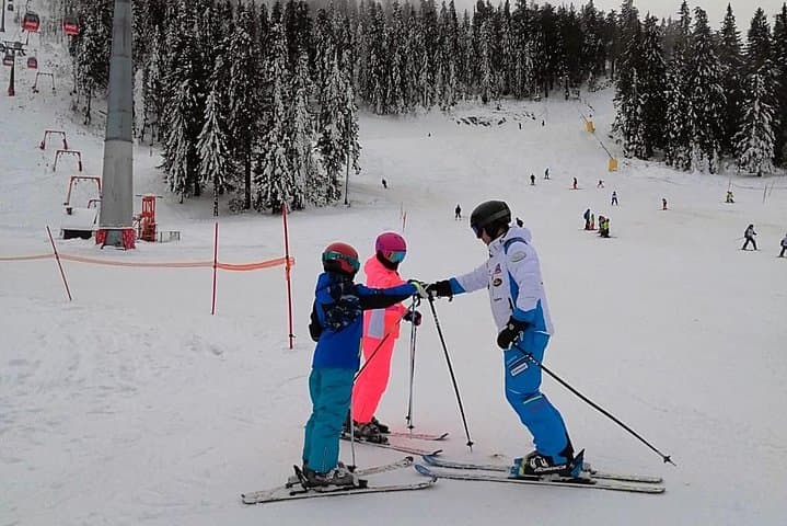Poiana Brasov Ski & Snowboard Lessons on the Postavaru Massif photo 6