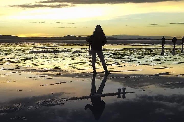 Salar de Uyuni Full-Day + Sunset: Classic Salt-Flat Tour from Uyuni photo 3