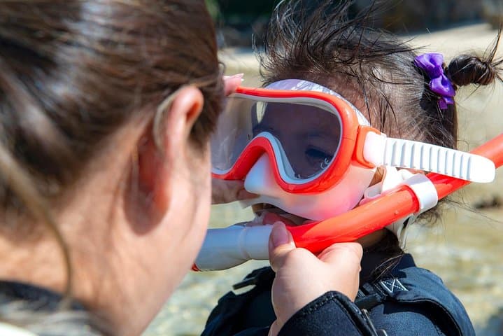Okinawa Family Snorkel: Sea Picnic & Gentle Snorkeling in Onna for Kids 2+ photo 2