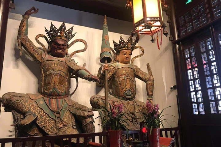 Full-Day Shanghai Private Tour: Jewish Refugees Museum, Jade Buddha & Huangpu River Cruise photo 4