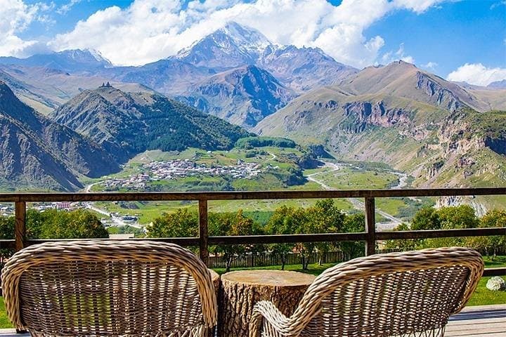 Kazbegi Full-Day Private Tour: Drive the Georgian Military Road to Gergeti Trinity photo 4