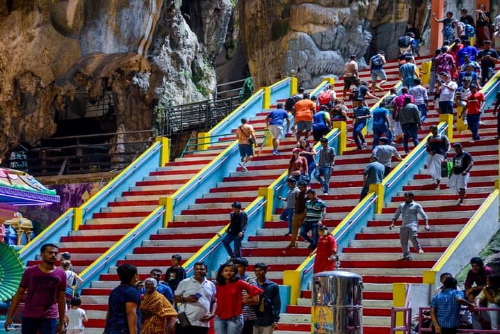 Private 3-in-1 Day Tour: Batu Caves, Bukit Melawati & Kuala Selangor Fireflies photo 2