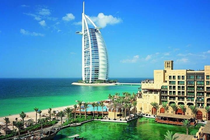 Half-Day Dubai City Tour: Jumeirah Mosque, Palm Jumeirah & Beach Stops photo 3