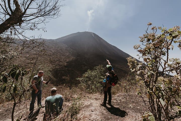 Trekking Pacaya Volcano: Active-Volcano Hike from Puerto Quetzal photo 4