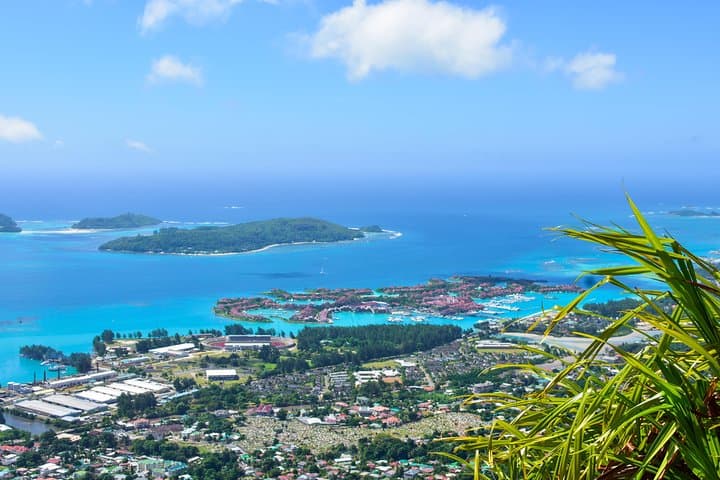 Mahé Private Nature Trail Hike — Panoramic Views & Endemic Wildlife photo 2