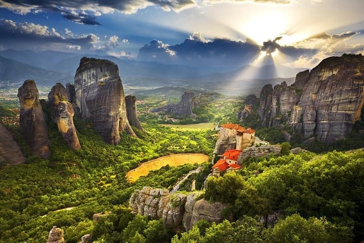 Private Meteora Full-Day Tour from Athens: Monasteries & Rock Towers photo 5