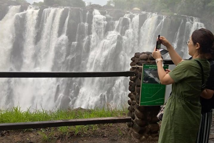 Victoria Falls Guided Tour — Mosi-oa-Tunya in Livingstone photo 6