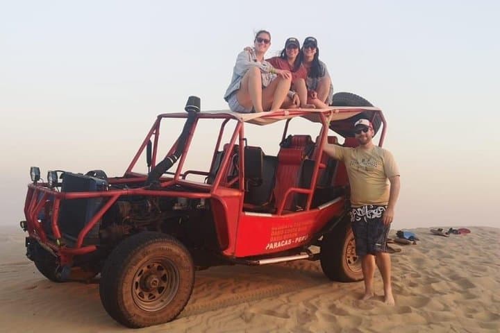 Paracas Minibuggy & Sandboarding: Oasis Costa Rica Half-Day Adventure