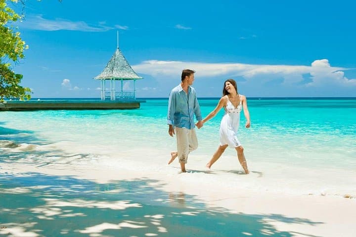 3-Day Zanzibar Holiday: Stone Town Walking Tour, Beaches & Cultural Highlights photo 3