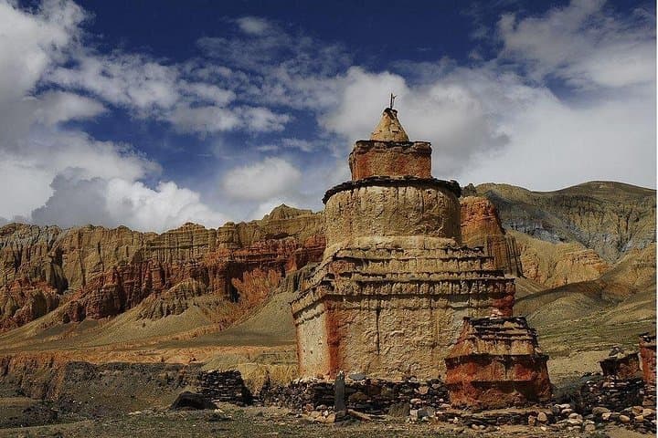 Upper Mustang Trek: 14-Day Lo-Manthang Trekking Adventure in Nepal photo 2