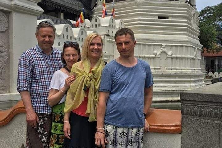 Sri Lanka Short Tour: 3-Day Colombo & Kandy Highlights photo 3