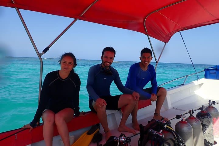 Discover Scuba Diving off Barú: Half-Day Guided Dives from Cartagena photo 2