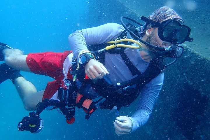 Discover Scuba Diving off Barú: Half-Day Guided Dives from Cartagena photo 4