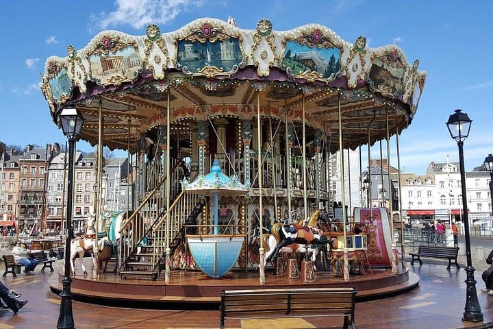 Honfleur & Deauville Day Trip from Le Havre: Cobblestones, Boardwalks and Coastal Views photo 4