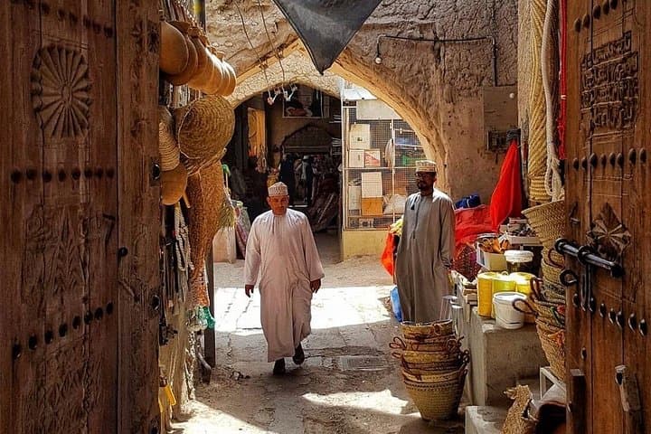 Nizwa & Jabal Shams Day Tour — Nizwa Fort, Souk and Oman’s High Canyon