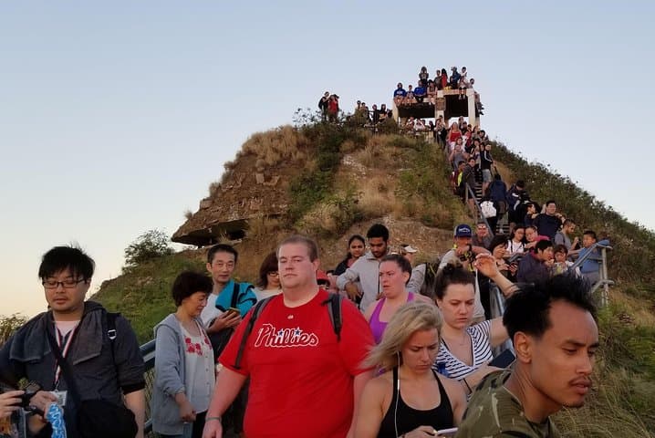 Hawaiian Beauty Package: Hike Diamond Head and Manoa Falls from Waikiki photo 4