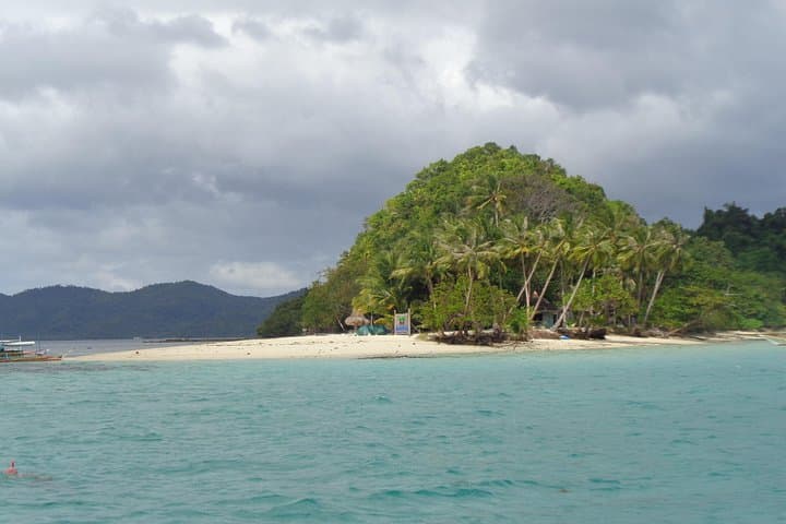 Port Barton Island Hopping from Puerto Princesa — One-Day Boat Tour to White-Sand Cays