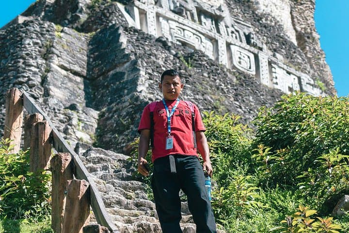 Xunantunich Ruins and Inland Blue Hole Combo — Day Tour from San Ignacio photo 4