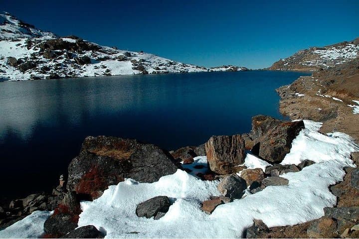 Langtang Gosainkunda Trek: 14-Day Himalayan Trek to Gosaikunda & Lauribina La