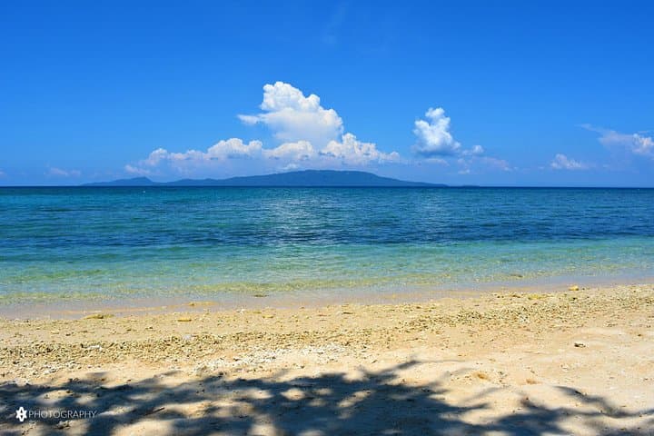 Puerto Galera Island Hopping & Snorkeling: Haligi Beach to Maniknik Sandbar photo 4