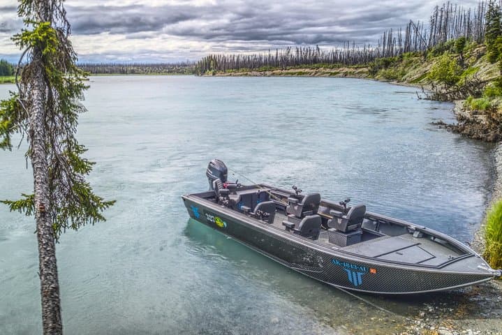 kenai-river-fishing-charter-heated-boat-salmon-trout photo 3